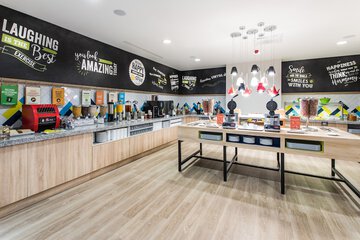 Breakfast area