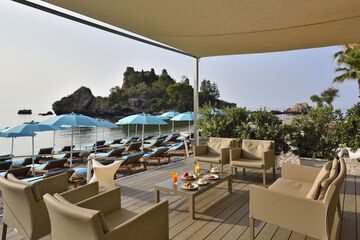 Beach bar