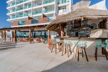 Beach bar