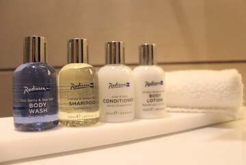 Bathroom amenities