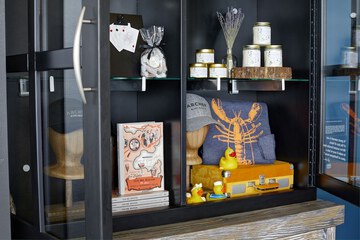 Gift shop