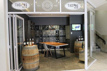 Tasting room