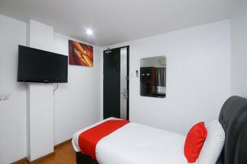 Photo 42