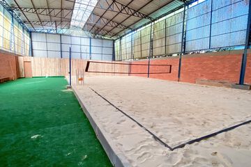 Tennis court