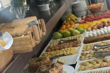 Breakfast meal
