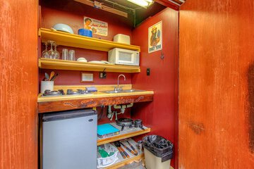 Private kitchenette