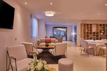 Executive lounge