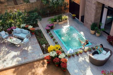 Private pool