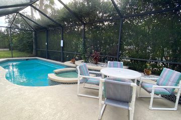 Private pool