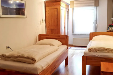 guest_rooms