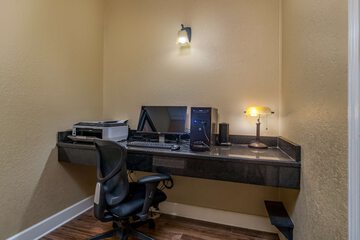 Business Center 42 of 42