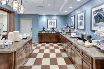 Breakfast/Coffee Service 69 of 78