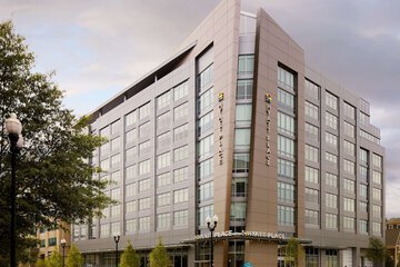 Hyatt Place Arlington / Courthouse Plaza