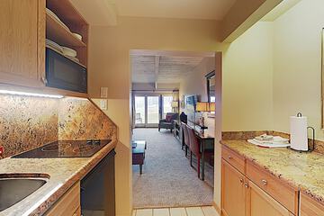 Private kitchenette
