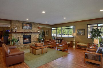 Hotel Interior 9 of 33