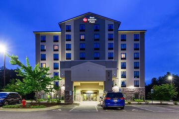 Best Western Plus Thornburg Inn & Suites