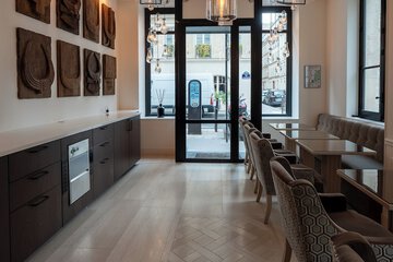 Breakfast area