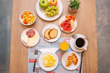Breakfast buffet