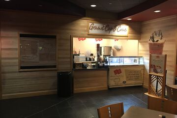 Breakfast/Coffee Service 16 of 24