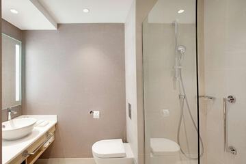 Bathroom shower
