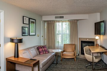 Room 17 of 31