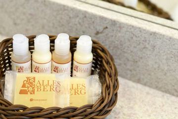 Bathroom amenities