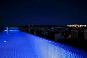 Rooftop pool