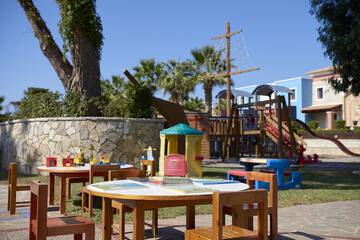Children's play area - outdoor