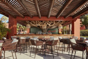 Poolside bar