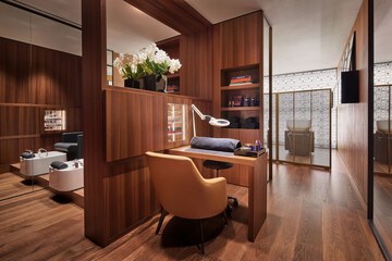 Hair salon