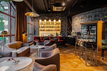 Lobby lounge
