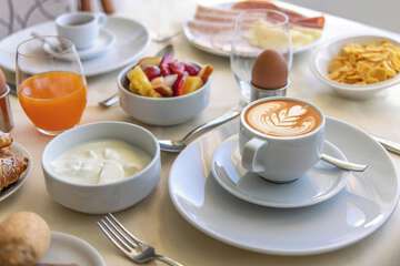 Breakfast meal