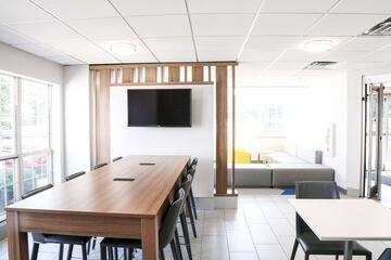 Hotel Interior 6 of 34