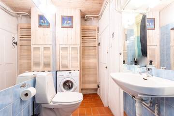 Bathroom amenities