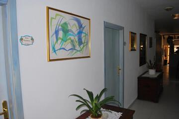Photo 34