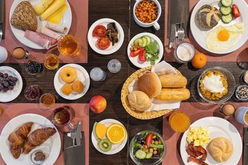 Breakfast meal