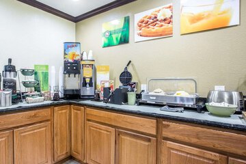 Breakfast/Coffee Service 44 of 52