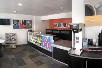 Check-in/check-out kiosk