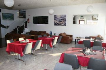 Hotel Lounge