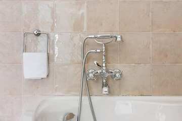Jetted tub
