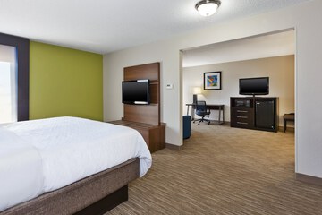Room 14 of 40