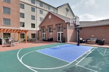 Sport court