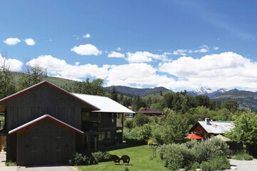 Mt Gardner Inn
