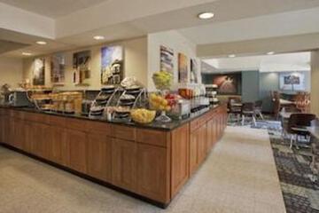 Georgetown Suites Courtyard