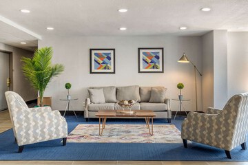 Hotel Interior 7 of 34