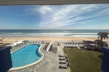 Beach/ocean view