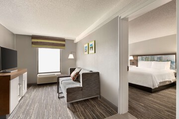 Room 26 of 40