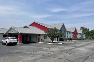 Ramada by Wyndham Effingham