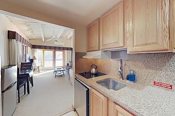 Private kitchenette