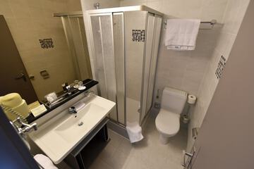 Bathroom shower